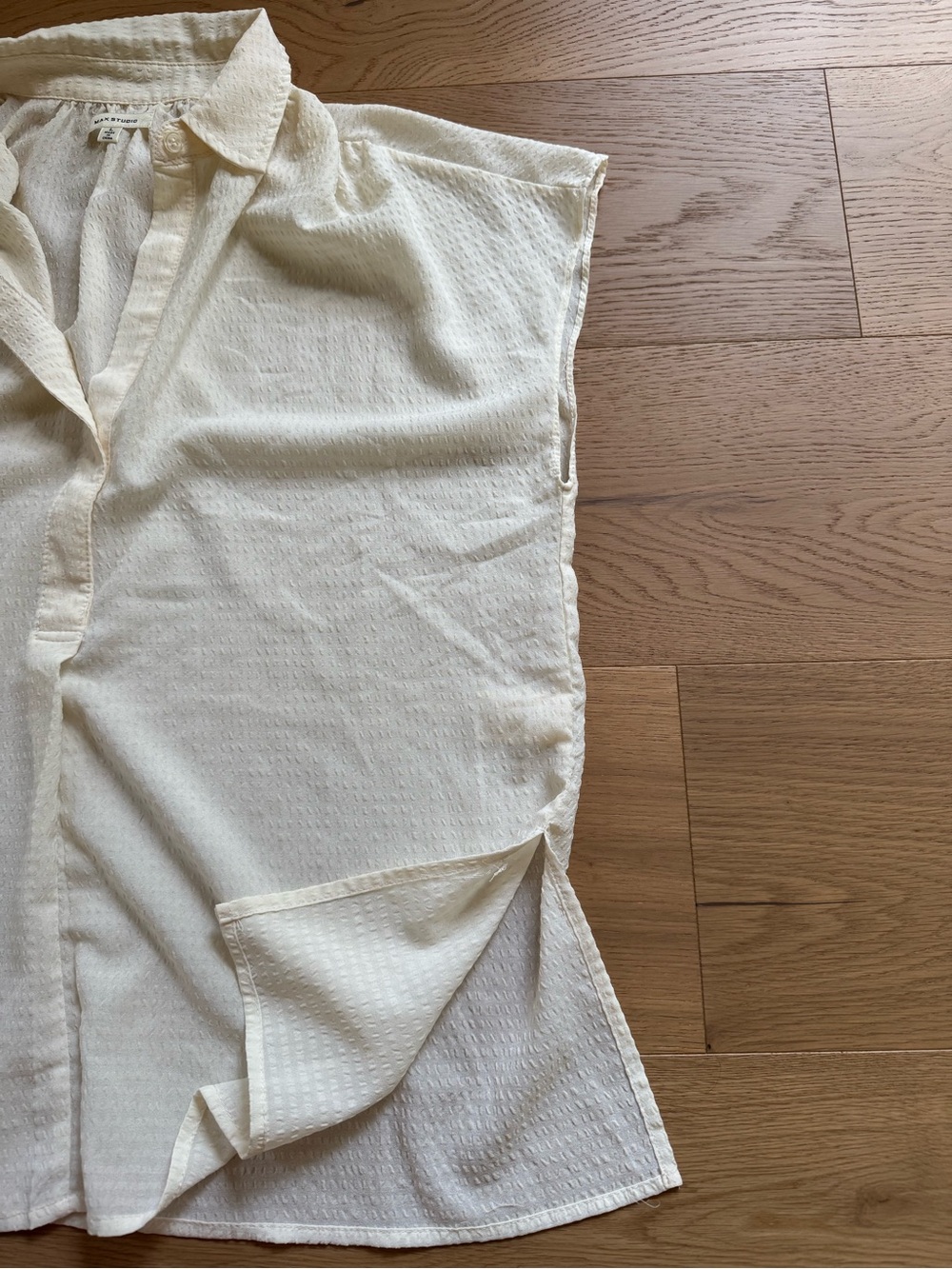 Max Studio Cream Short Sleeve Collared Blouse - Picture 7 of 7